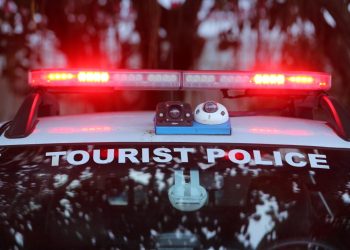 Show de Shakira em Copacabana conta com policiamento bilíngue para atender turistas
