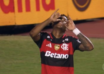 Gonzalo Plata do Flamengo se despede antes da Copa do Mundo com festa exclusiva em Rio