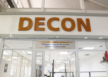 Operação do Decon combate esquema de fraudes em pacotes de viagens internacionais no Rio