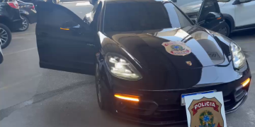 Polícia Federal apreende Porsche e prende deputado Thiago Rangel em operação contra lavagem de dinheiro