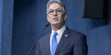 PGR denuncia ex-governador Zema por calúnia contra Gilmar Mendes no STJ