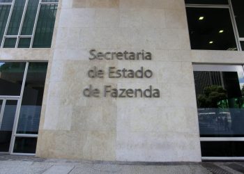 Sefaz do Rio de Janeiro anuncia processos disciplinares após investigações sobre esquema na Refit