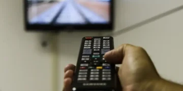Amazonas atinge cobertura total do sinal digital da TV pública, beneficiando 4,3 milhões