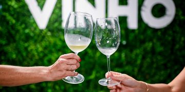 Festival Vinho na Vila celebra 10 anos no Edifício Touring, com desconto exclusivo para leitores