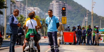 Prefeitura do Rio registra mais de 115 multas e 22 mil abordagens com veículos elétricos em um mês