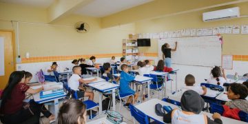 Prefeitura de Niterói lança edital para publicação de artigos de educadores no Dia do Trabalhador
