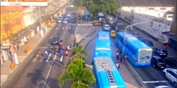 Congestionamento na manhã de quinta-feira causa longas filas na Ponte Rio-Niterói