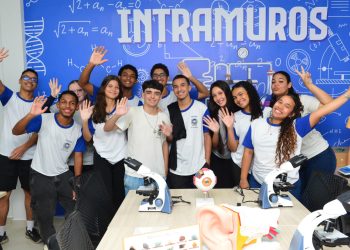 Governo do RJ inaugura laboratório de ciência na Escola Técnica Ferreira Viana
