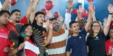 Maricá entrega 252 certificados do programa Passaporte Universitário, beneficiando 14 mil estudantes