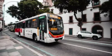 Prefeitura do Rio amplia pagamento por PIX em 100% dos ônibus e testa NFC