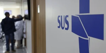 Lula anuncia investimento de R$ 2,2 bilhões para ampliar atendimento oncológico no SUS