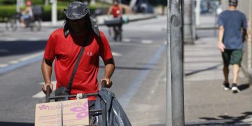 Comissão na Alerj discute impactos da crise climática e vulnerabilidade em favelas do Rio