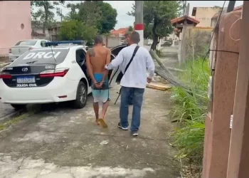 Homem condenado a 30 anos por crime sexual contra vulnerável é preso em Maricá