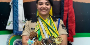 Estudante de Duque de Caxias destaca-se em evento nacional de matemática aos 16 anos