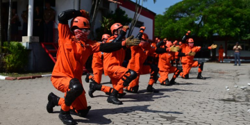 CBMERJ forma 37 bombeiros em curso de operações de salvamento em desastres