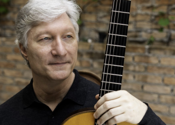 Fábio Zanon apresenta recital na Sala Cecília Meireles com repertório diverso