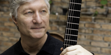Fábio Zanon apresenta recital na Sala Cecília Meireles com repertório diverso