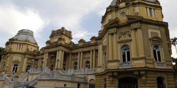 Governo do Rio de Janeiro anuncia pagamento de parcelas de recomposição salarial para servidores