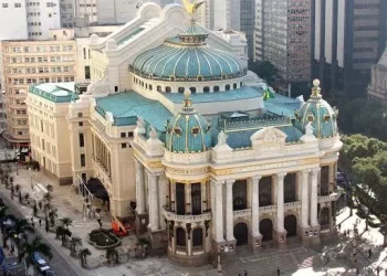 Companhia Deborah Colker apresenta espetáculo “Remix” no Theatro Municipal do Rio