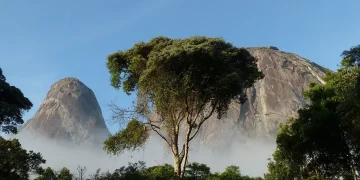 Silva Jardim, destino próximo a Niterói, destaca-se por natureza preservada e tranquilidade