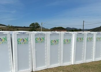 Enel Rio realiza troca gratuita de 40 geladeiras eficientes em São Gonçalo
