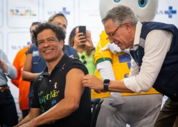 Ministério da Saúde lança campanha para imunizar viajantes contra o sarampo antes da Copa de 2026
