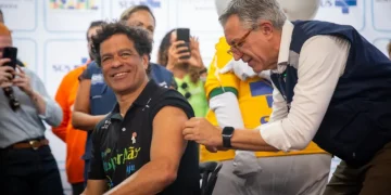 Ministério da Saúde lança campanha para imunizar viajantes contra o sarampo antes da Copa de 2026