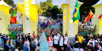 Basílica da Penha celebra 60 anos como Santuário Arquidiocesano com reabertura de portões históricos