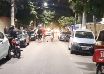 Confusão envolvendo entregador e moradores de Niterói resulta em mobilização policial