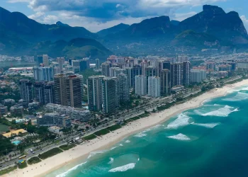 Prefeitura do Rio homenageia personalidades com novas nomesação de ruas e praças