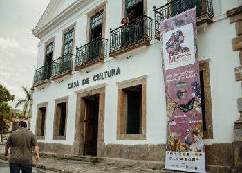 Maricá celebra Dia do Orgulho LGBTQIAPN+ com iluminação e neste na Casa de Cultura