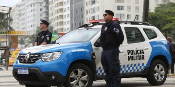 Polícia Militar do Rio recupera 100 veículos roubados com câmeras embarcadas e monitoramento 24h