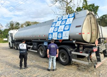 Receita Estadual apreende carga de 25 mil litros de etanol, cerveja e sucata no Rio