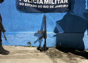 Polícia Militar apreende fuzil após confronto em Niterói, morador suspeito é morto