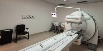 Hospital Universitário Antônio Pedro amplia capacidade de exames de imagem pelo SUS com novo equipamento de medicina nuclear