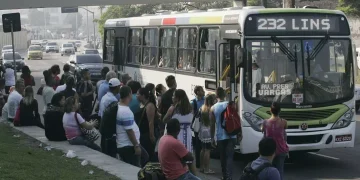 Motoristas de ônibus do Rio entram em estado de greve devido a proposta salarial considerada insuficiente