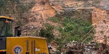 Rocinha sofre deslizamento após fortes chuvas; avaliação técnica será realizada