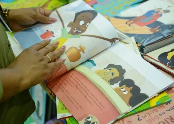 Bienal do Livro do Rio promove projeto itinerante nas escolas com foco em leitura e diversidade