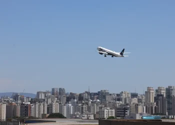 Brasil registra recorde de 42 milhões de passageiros em viagens internas nos primeiros cinco meses de 2026