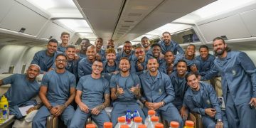 Uniforme azul da Seleção Brasileira vira alvo de memes na despedida para Copa 2026