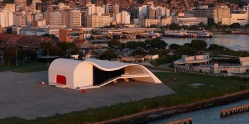 Niterói realiza edição 2026 do Arraiá no Caminho Niemeyer com atrações gratuitas