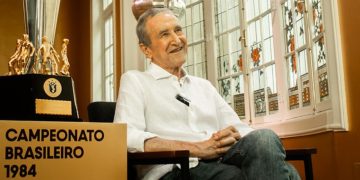 Carlos Alberto Parreira está internado com câncer no sistema linfático desde 2023