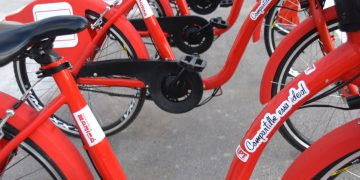 Prefeitura de Maricá amplia uso de bicicletas compartilhadas para entregadores locais