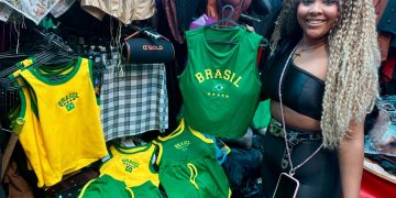Comércio em Alcântara oferece roupas e acessórios acessíveis para torcedores na Copa do Mundo
