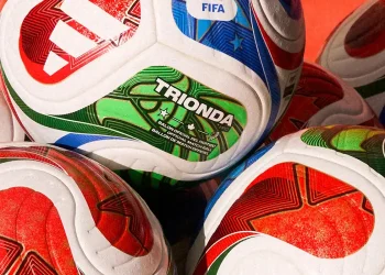 Última rodada da fase de grupos da Copa do Mundo define classificados em três grupos