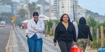 Rio de Janeiro tem temperaturas próximas a 12°C neste sábado, com previsão de clima mais ameno no fim de semana