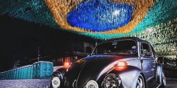Celebração do Dia Mundial do Fusca reúne entusiastas em Niterói no Horto do Barreto