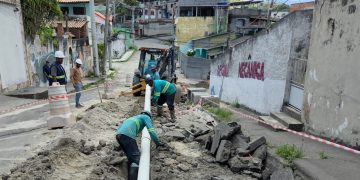 Abastecimento de água reduzido em bairros da Baixada Fluminense devido a reparo emergencial