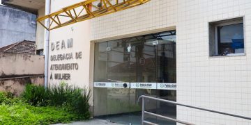 Professor de Educação Física é investigado por crimes sexuais contra estudantes de 14 anos em São Gonçalo