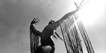 Exposição no Solar homenageia 85 anos de Ney Matogrosso com obras inéditas e influência cultural
